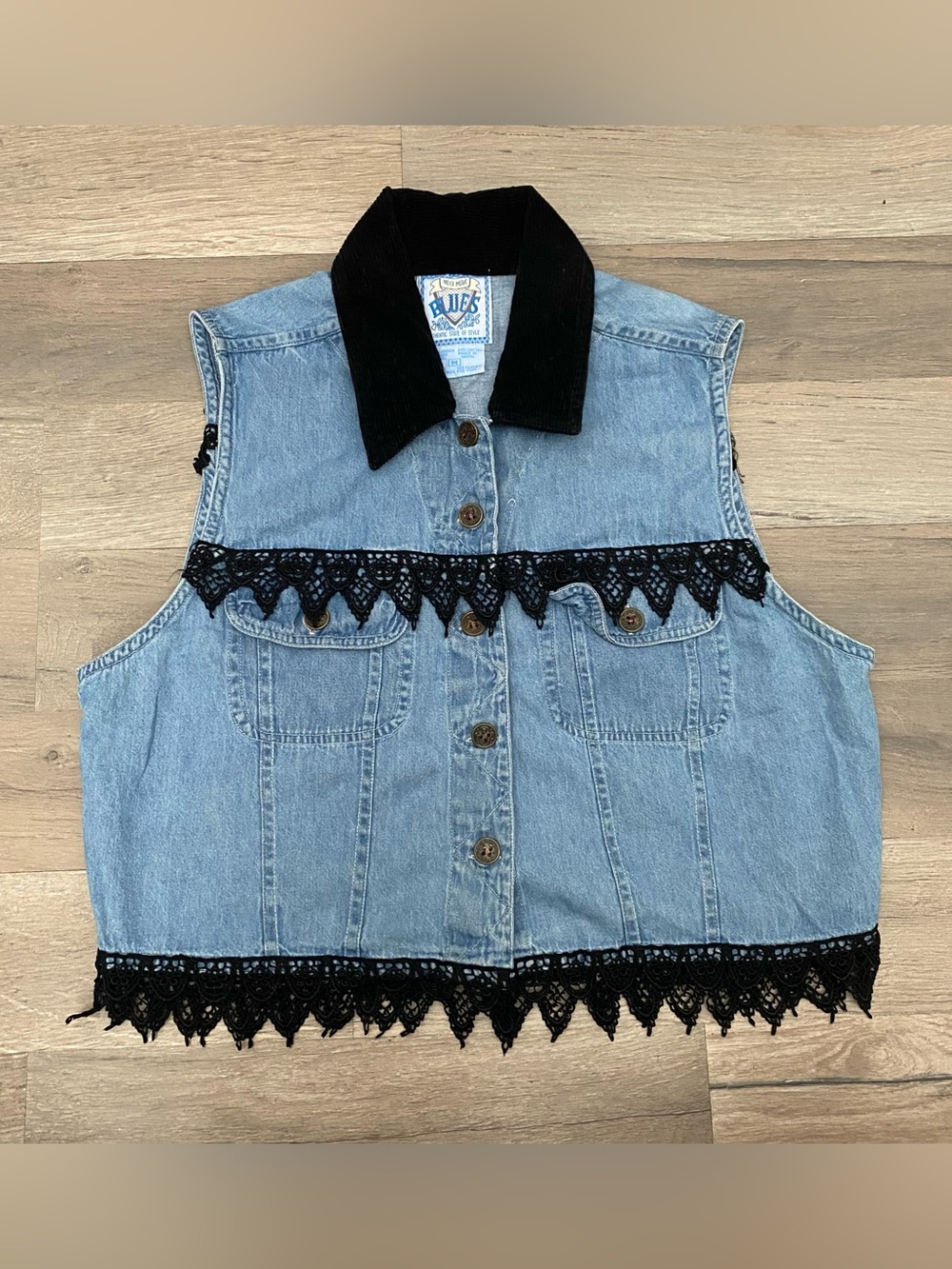 Vintage Y2K Black Cropped Denim Vest Medium 100% Cotton Lace Western Boho